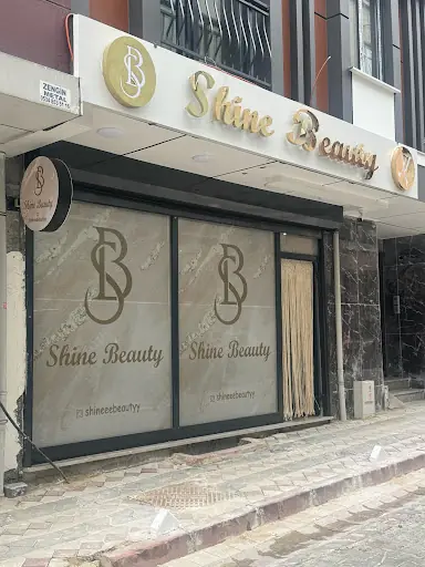 Shine Beauty Bayan Kuaförü fotoğraf 1