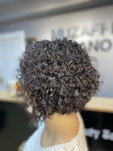 muzyy beauty salon fotoğraf 1