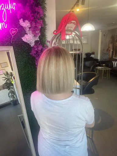 Zeynep Aslan Kuaför ve Güzellik Salonu fotoğraf 1