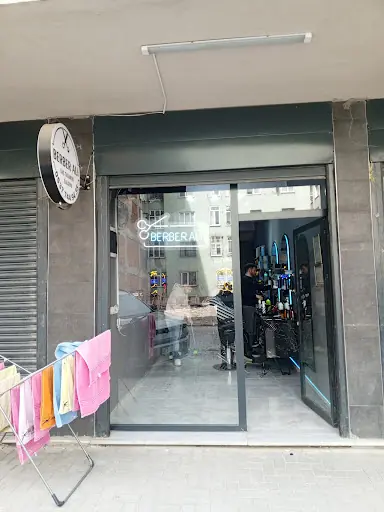 ALİ ERKEK KUAFÖRÜ (SAÇ TASARIM SALONU) fotoğraf 1