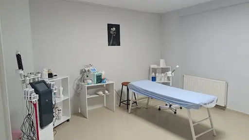 Estetek Güzellik Merkezi Kahta Şubesi fotoğraf 1