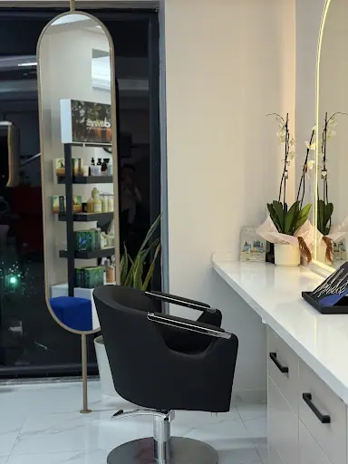 Tekinbaş Meryem hair&beauty Kuaför salonu Manisa fotoğraf 1