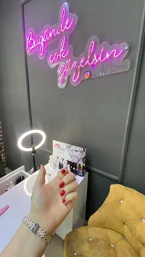 Ayşe Gülcü Hair Make up fotoğraf 1