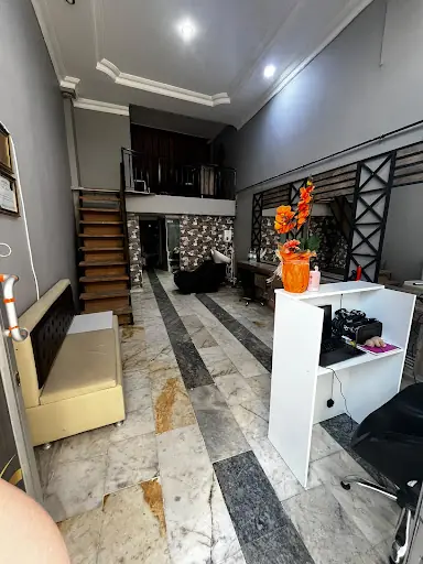 Esma Kuaför Ve Güzellik Salonu fotoğraf 1