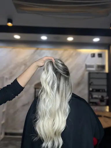 Salon Mehtap Toprak fotoğraf 1