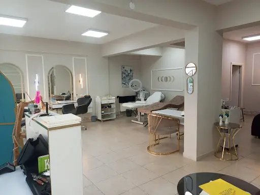 MELİKE AŞIK KUAFÖR VE GÜZELLİK SALONU fotoğraf 1