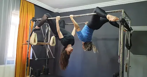 Kalp pilates stüdyo fotoğraf 1