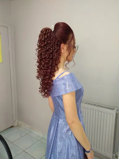Zeliş Bayan Kuaförü fotoğraf 1