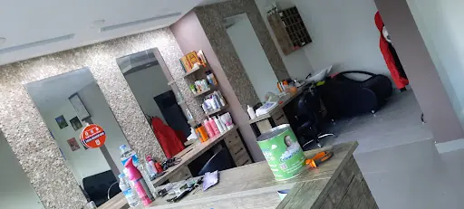 Miraç Bayan Kuaförü Ve Güzellik Salonu fotoğraf 1