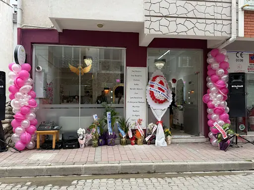 Güzellik Sende Kadın Kuaförü fotoğraf 1