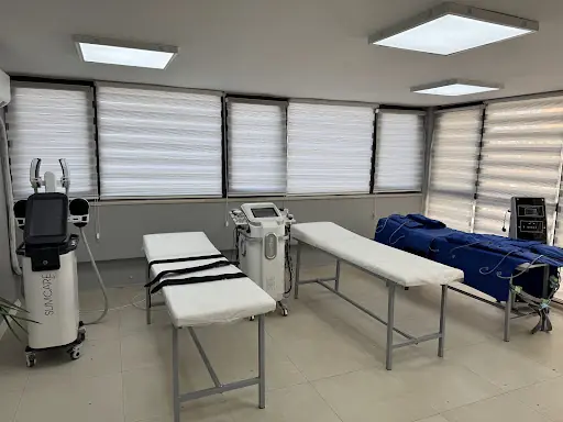 Özlem Kılıç Beauty Center fotoğraf 1