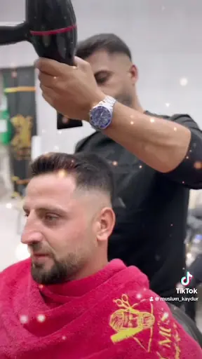 BY MÜSLÜM ERKEK KUAFÖR SALONU fotoğraf 3