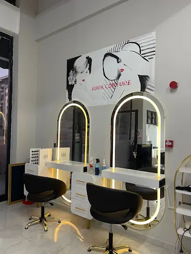 AURA BAYAN KUAFÖRÜ VE NAIL STUDIO fotoğraf 1