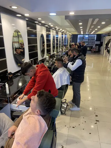 Salon Özen Bay-Bayan Kuaför fotoğraf 1