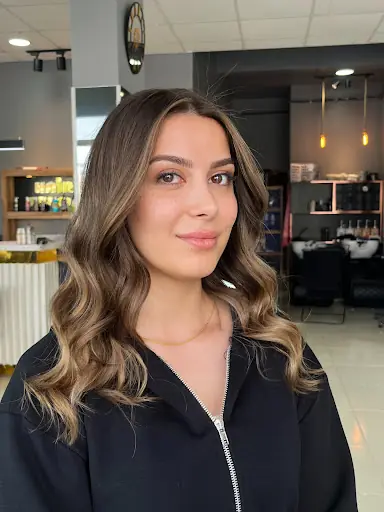 Furkan Uluer bayan kuaförü fotoğraf 1