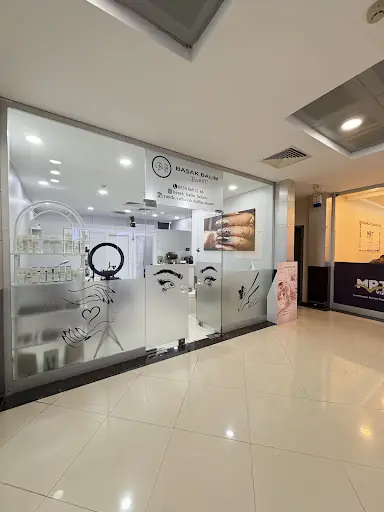 Başak Balım Beauty Protez Tırnak , Cilt Bakımı , Lazer , Bölgesel Zayıflama , Manikür Pedikür , Kaş Bahçeşehir Başakşehir fotoğraf 1