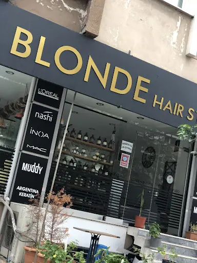 Furkan Sanır Hair Make Up kuaför avcılar fotoğraf 1