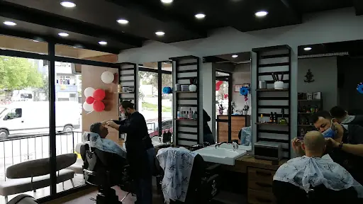 Akın Erkek Kuaförü fotoğraf 1