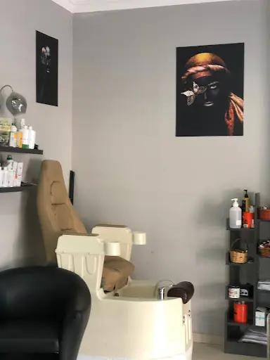 Raziye Mete Bayan Kuaför Salonu fotoğraf 1