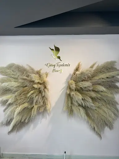 Gülay Topdemir Güzellik fotoğraf 1