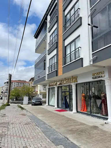 BUKLE GELİNLİK fotoğraf 1