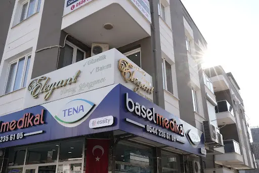 Elegant Güzellik Simay Yorgancı fotoğraf 1