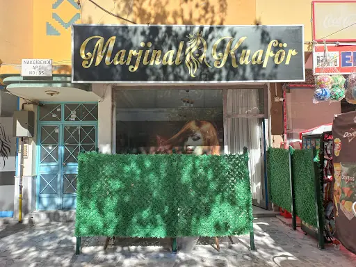 Marjinal Bayan Kuaförü fotoğraf 1