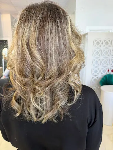 Aylin Sağlam Kuaför ve Güzellik Salonu fotoğraf 1