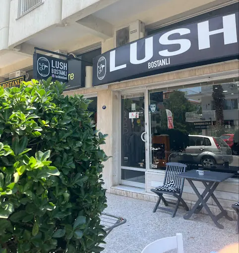 Lush Bostanlı fotoğraf 1
