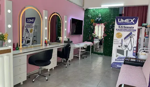 ZÜMRA KUAFÖR VE GÜZELLİK SALONU fotoğraf 1