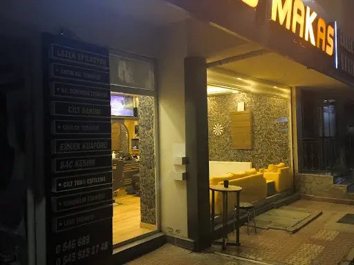 BAY MAKAS SAÇ TASARIM & ERKEK GÜZELLİK SALONU fotoğraf 1