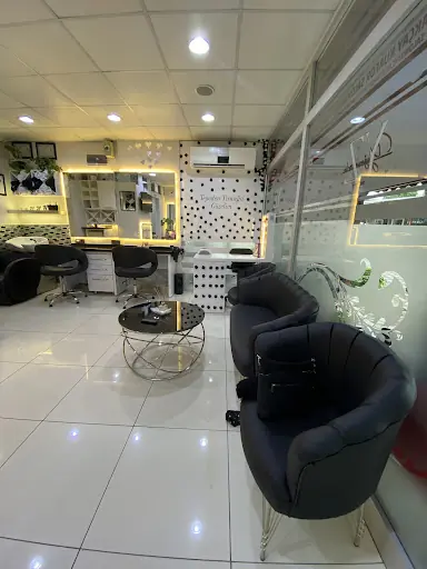 Yağmur Zorlu Saç ve Güzellik Salonu ( Hair & Beauty ) fotoğraf 1