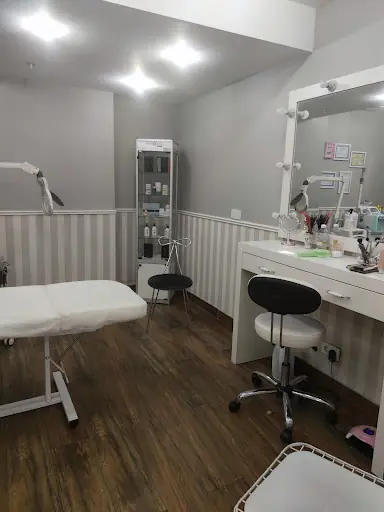 Ezgi Öztürk Beauty Etiler - Cilt Bakımı, İpek Kirpik, Protez Tırnak, Manikür, Kirpik Laminasyon, Kirpik Lifting fotoğraf 1