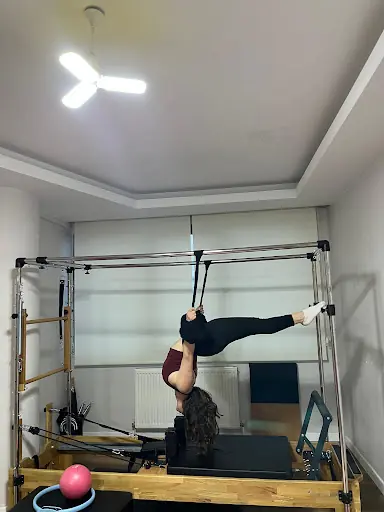 Fitnefessportvibe pilates studio fotoğraf 1